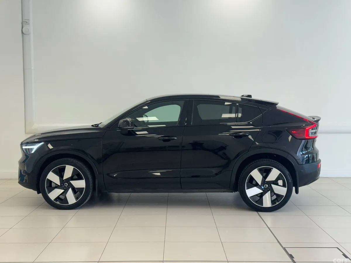 Volvo C40 Estate/Jeep, Electric, 2023, Black