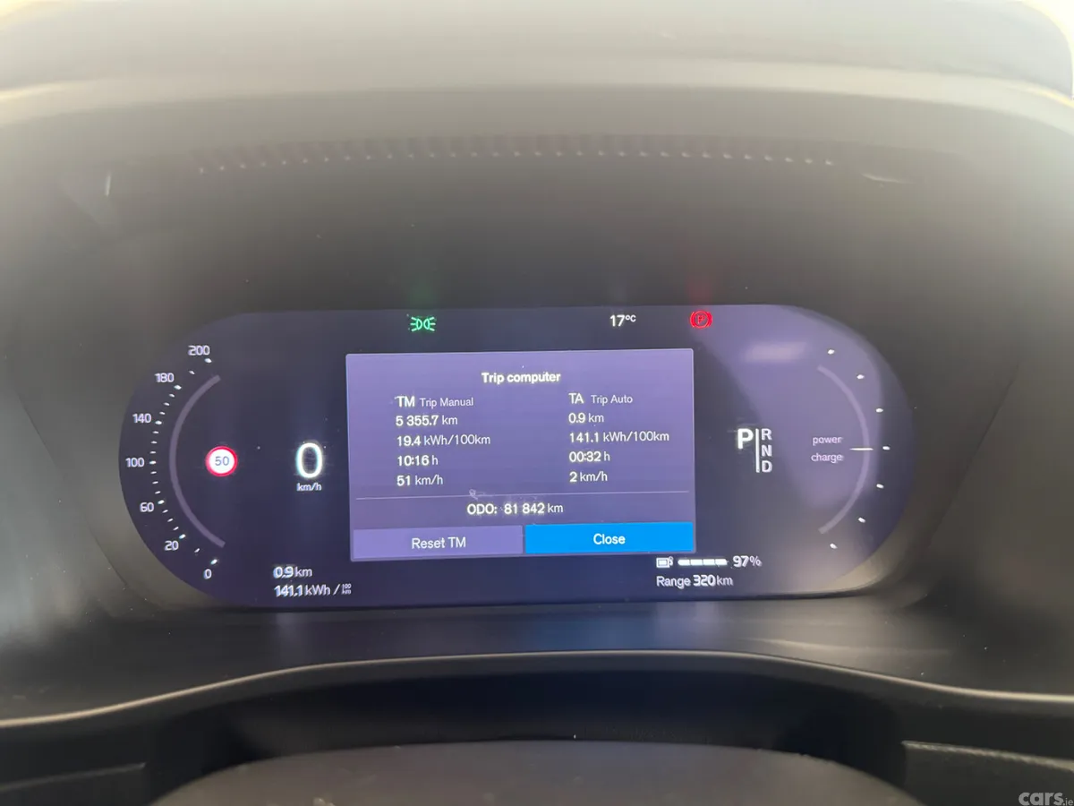 Volvo C40 Estate/Jeep, Electric, 2023, Black