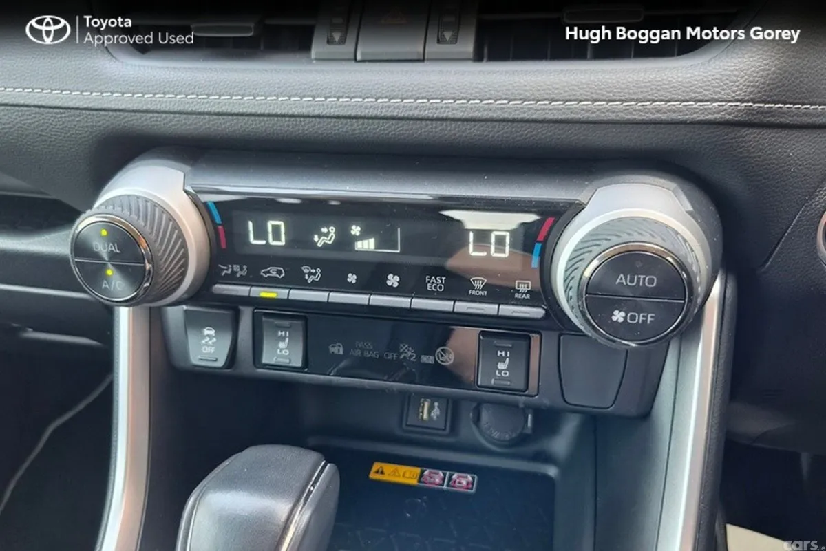 Toyota RAV4 SUV, Petrol Hybrid, 2025, Black