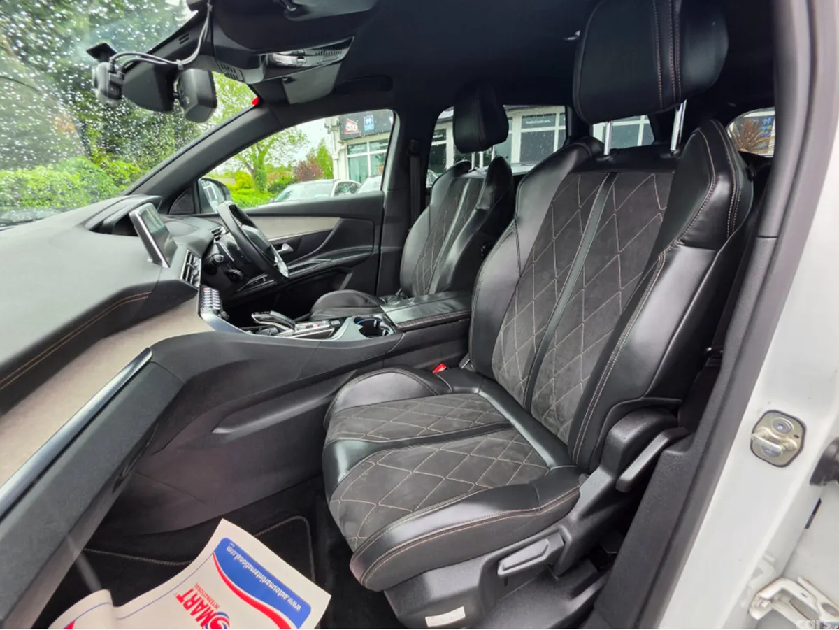 Peugeot 5008 MPV, Diesel, 2018, White