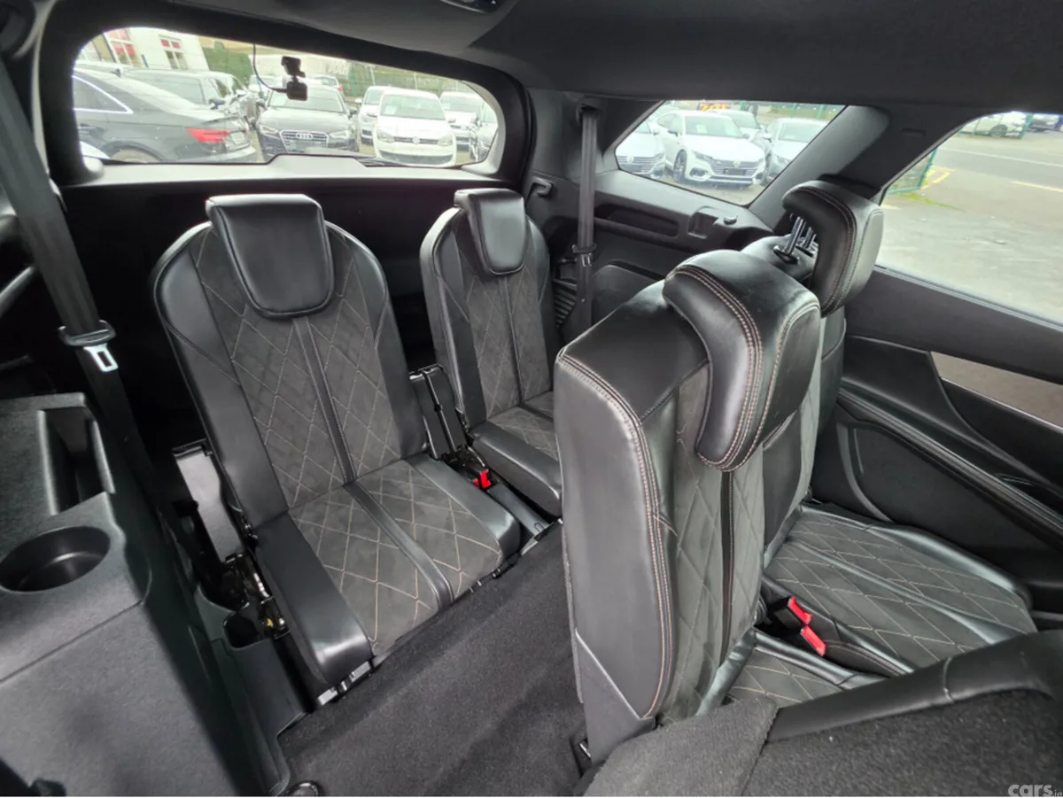 Peugeot 5008 MPV, Diesel, 2018, White
