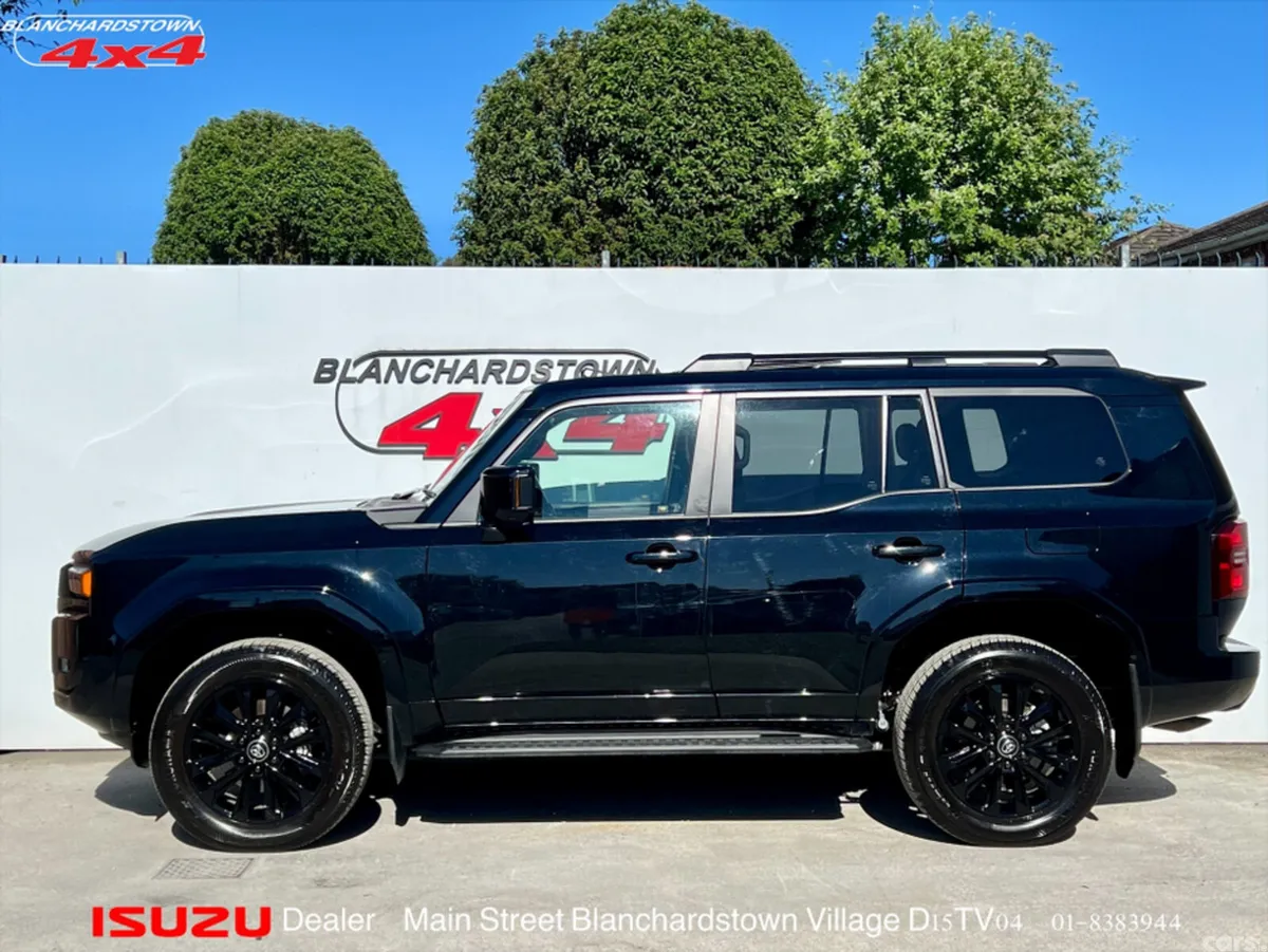 Toyota Land Cruiser Estate, Diesel, 2025, Black