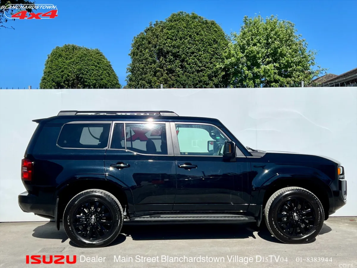 Toyota Land Cruiser Estate, Diesel, 2025, Black