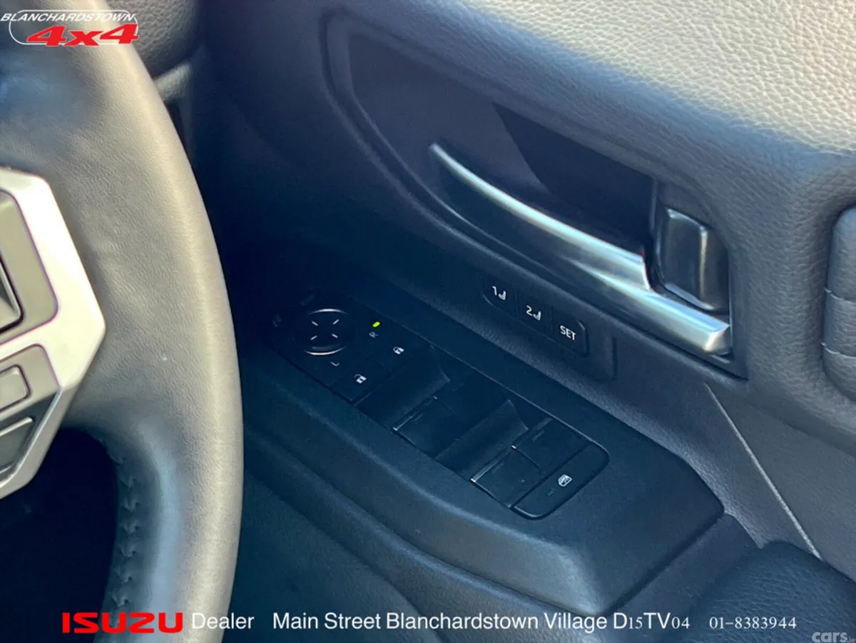 Toyota Land Cruiser Estate, Diesel, 2025, Black