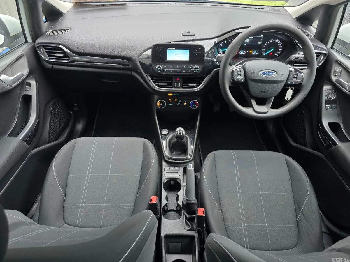 Ford Fiesta Hatchback, Petrol, 2019, White