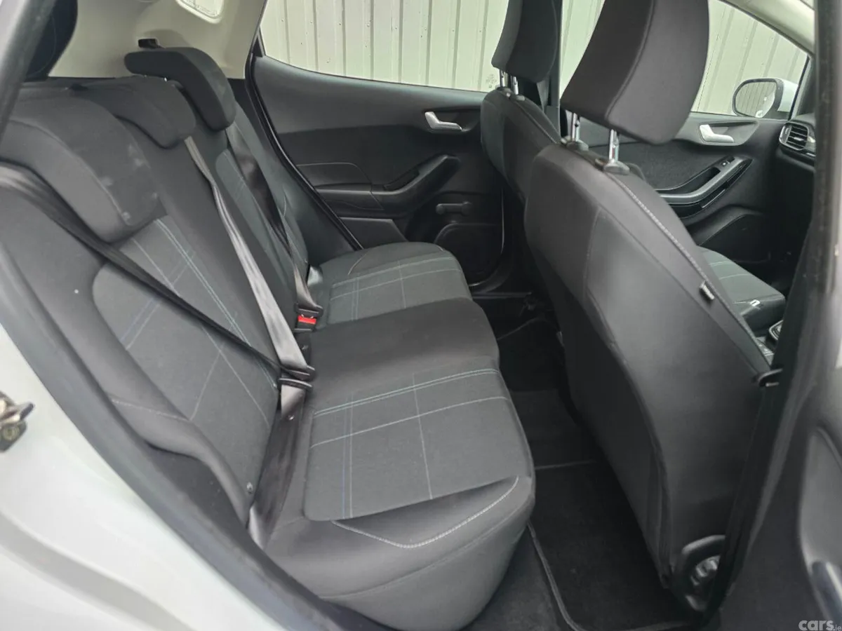 Ford Fiesta Hatchback, Petrol, 2019, White