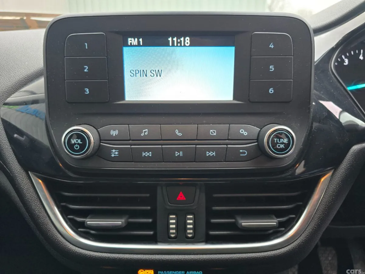 Ford Fiesta Hatchback, Petrol, 2019, White