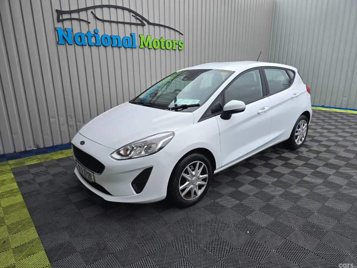 Ford Fiesta Hatchback, Petrol, 2019, White