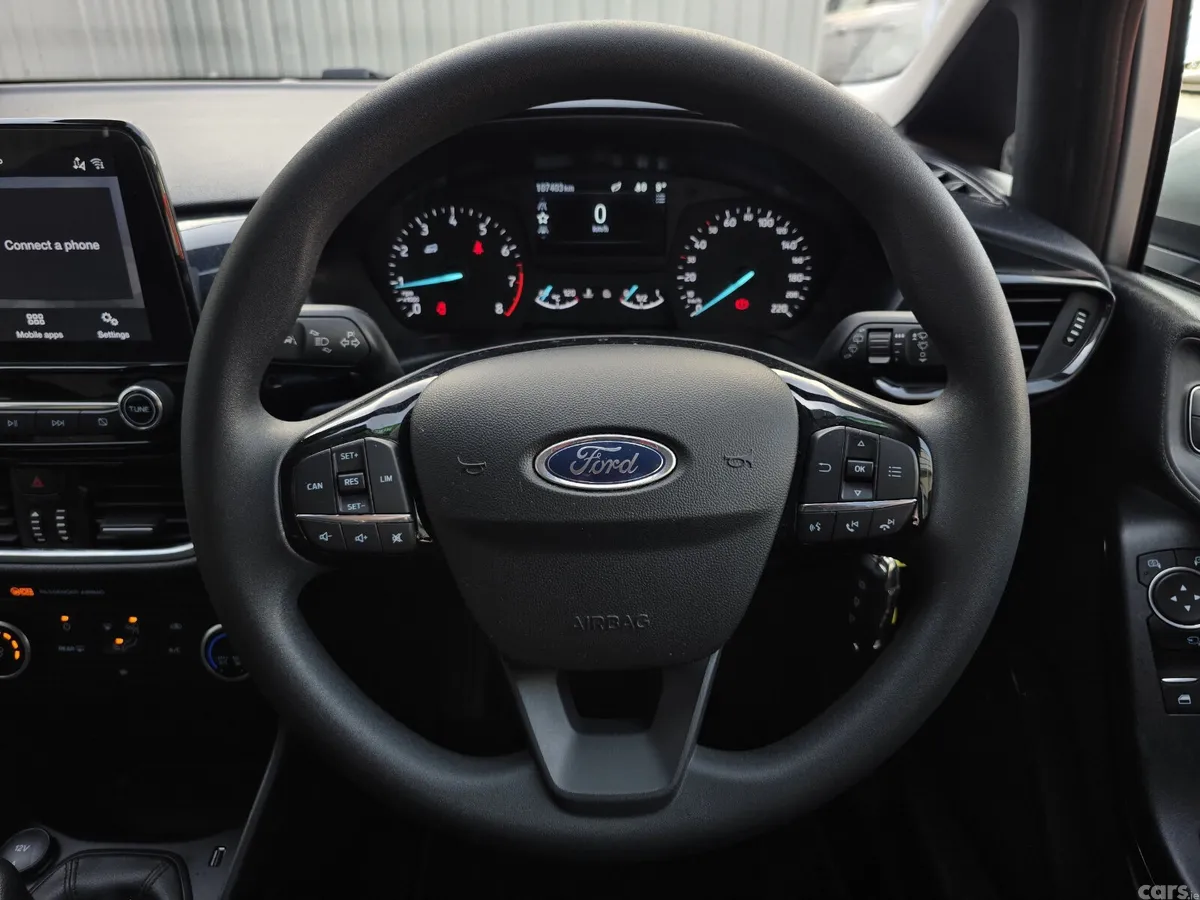 Ford Fiesta Hatchback, Petrol, 2021, Grey
