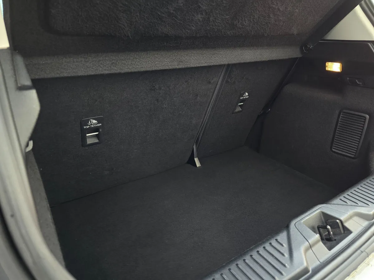 Ford Fiesta Hatchback, Petrol, 2021, Grey