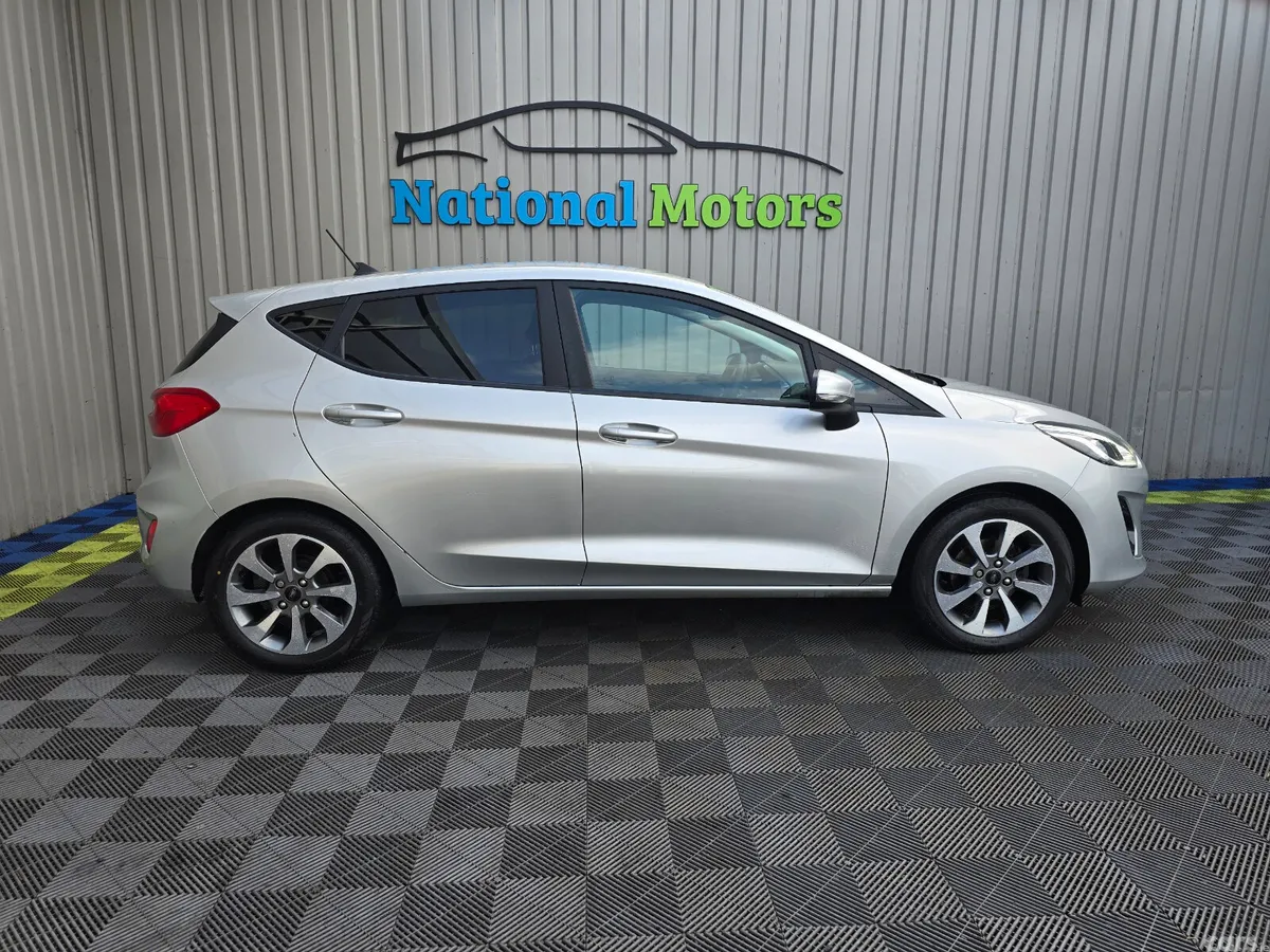 Ford Fiesta Hatchback, Petrol, 2021, Grey