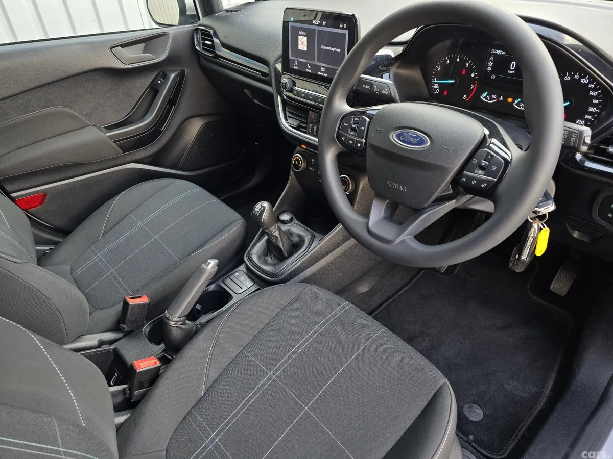 Ford Fiesta Hatchback, Petrol, 2021, Grey