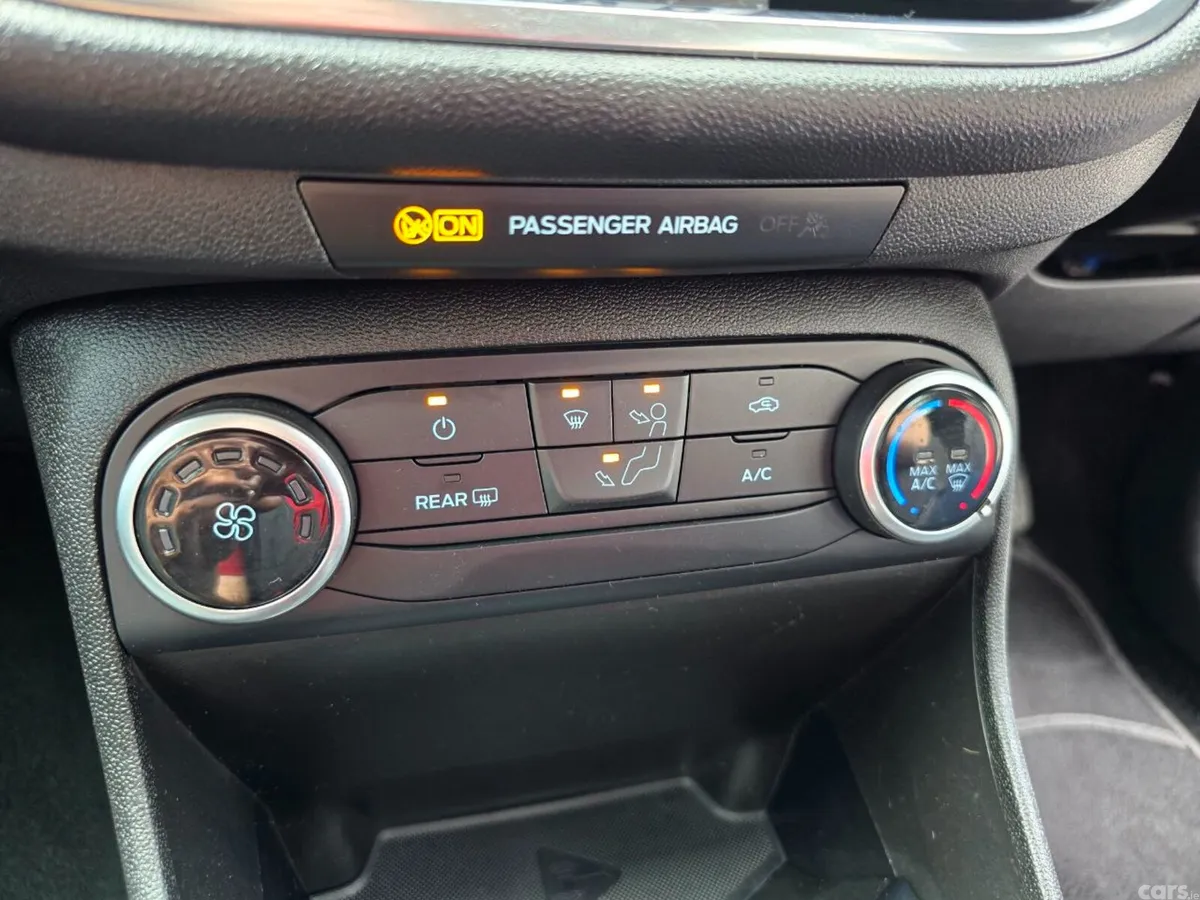Ford Fiesta Hatchback, Petrol, 2019, Blue