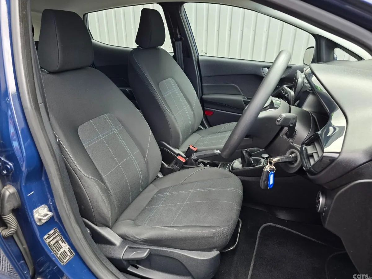 Ford Fiesta Hatchback, Petrol, 2019, Blue