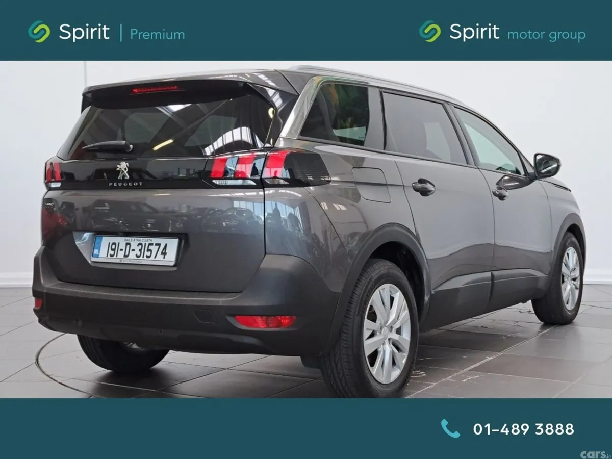 Peugeot 5008 MPV, Petrol, 2019, Grey