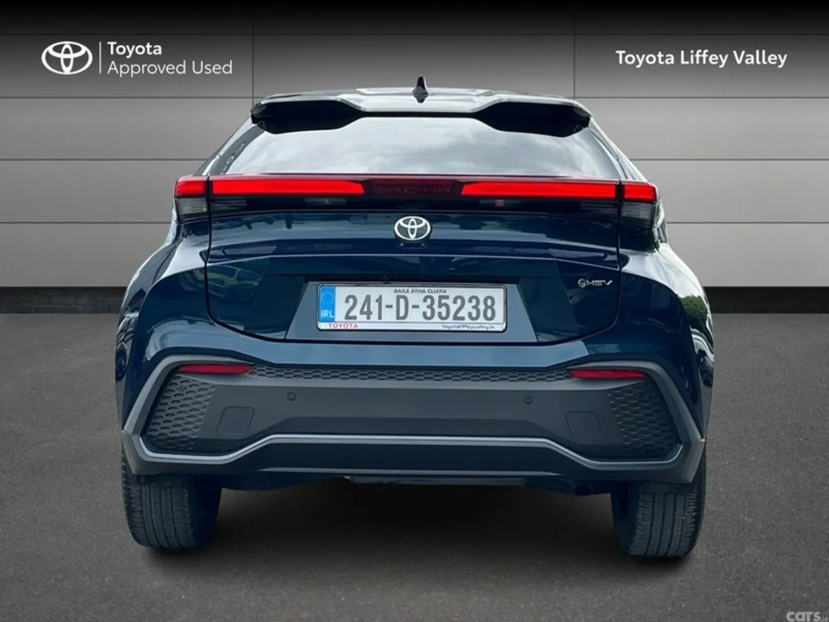 Toyota C-HR SUV, Petrol Hybrid, 2024, Blue