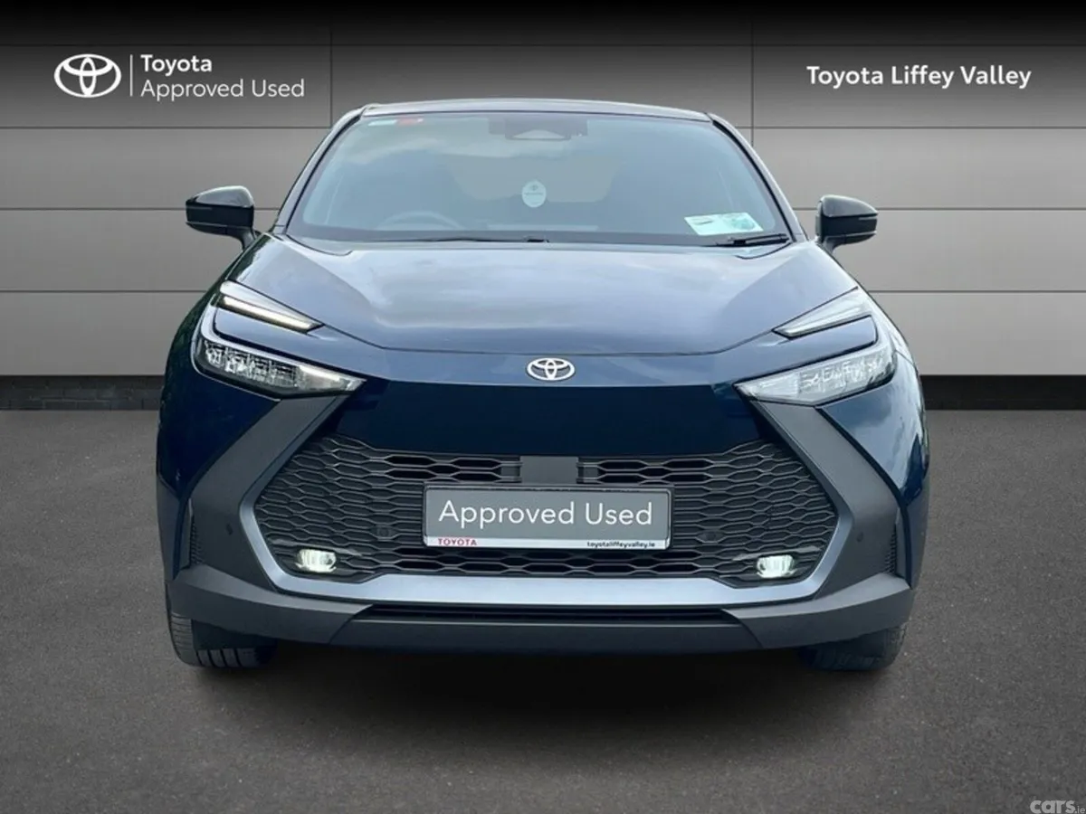 Toyota C-HR SUV, Petrol Hybrid, 2024, Blue