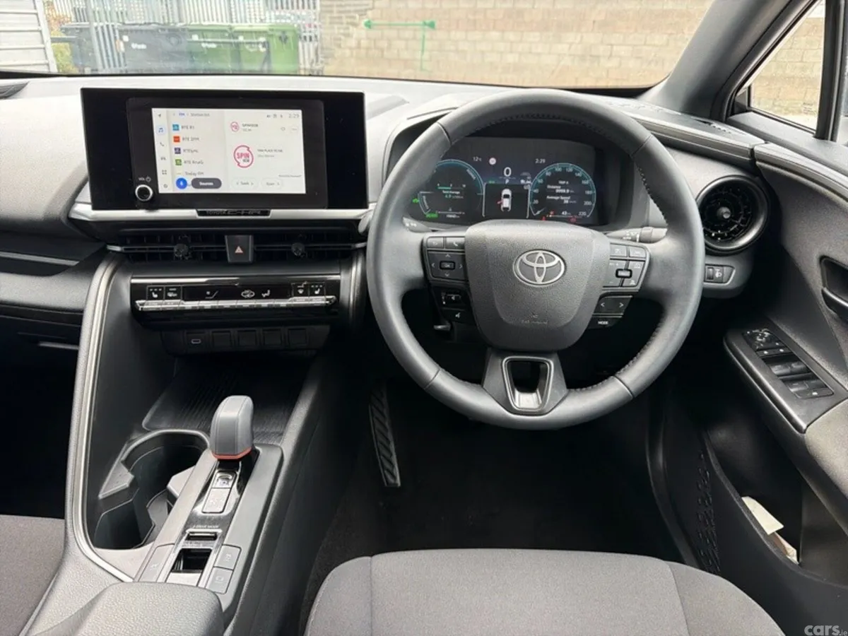 Toyota C-HR SUV, Petrol Hybrid, 2025, Silver