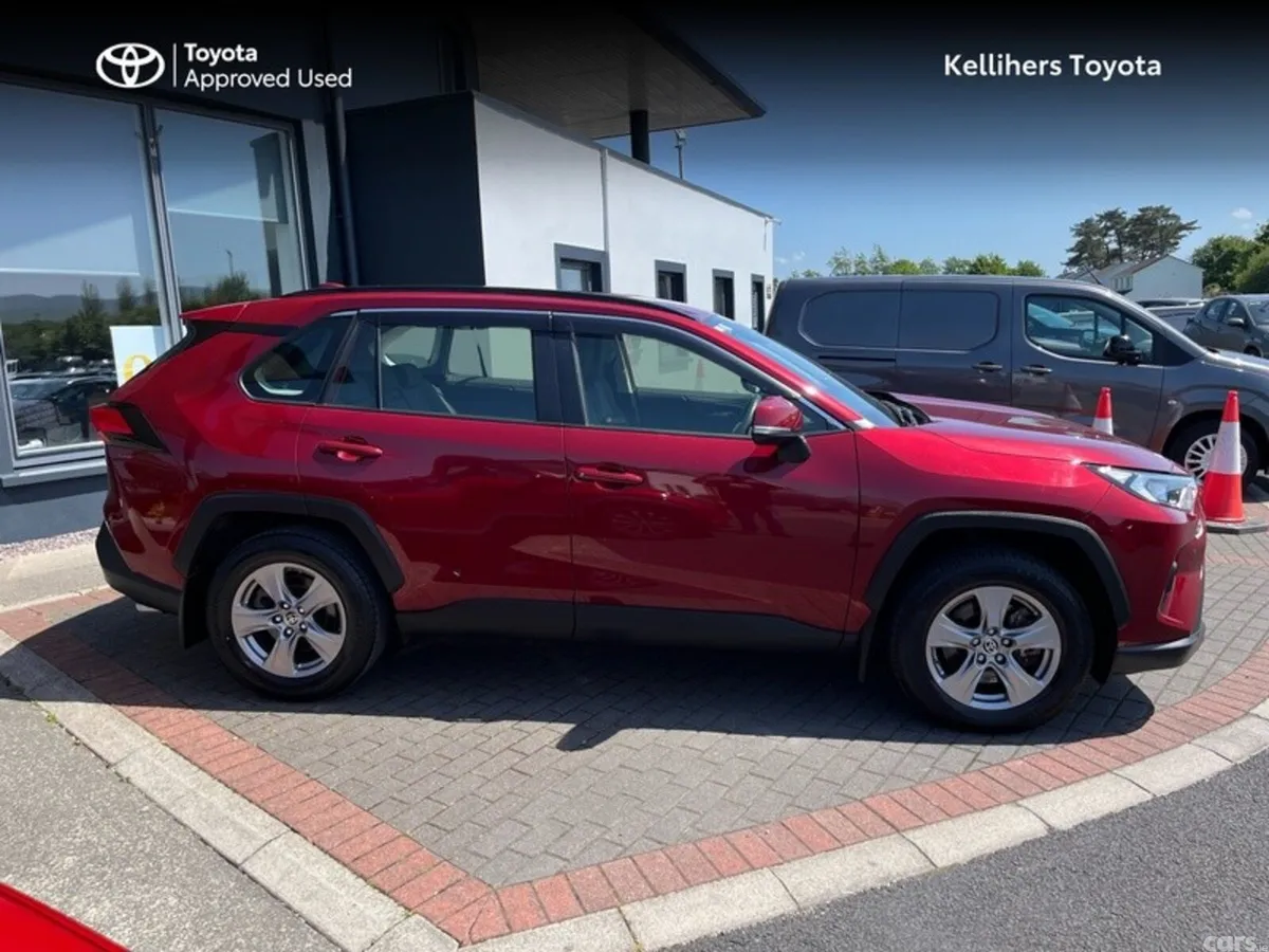Toyota RAV4 SUV, Petrol Hybrid, 2022, Red