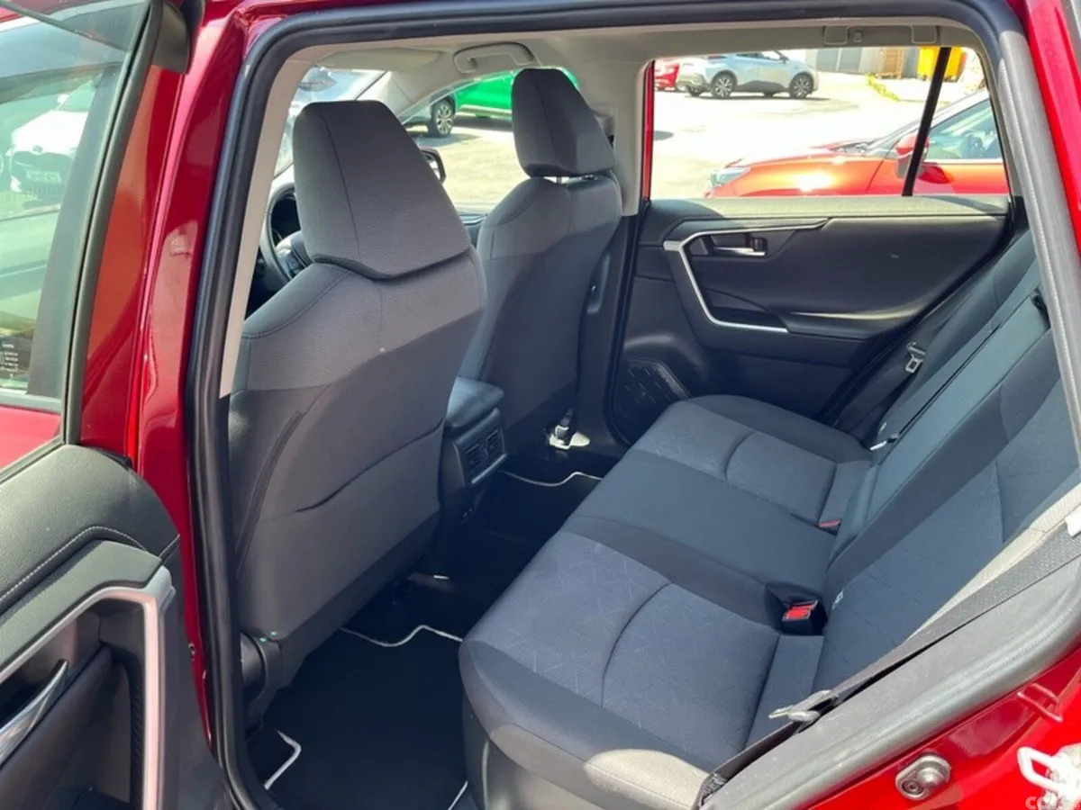 Toyota RAV4 SUV, Petrol Hybrid, 2022, Red