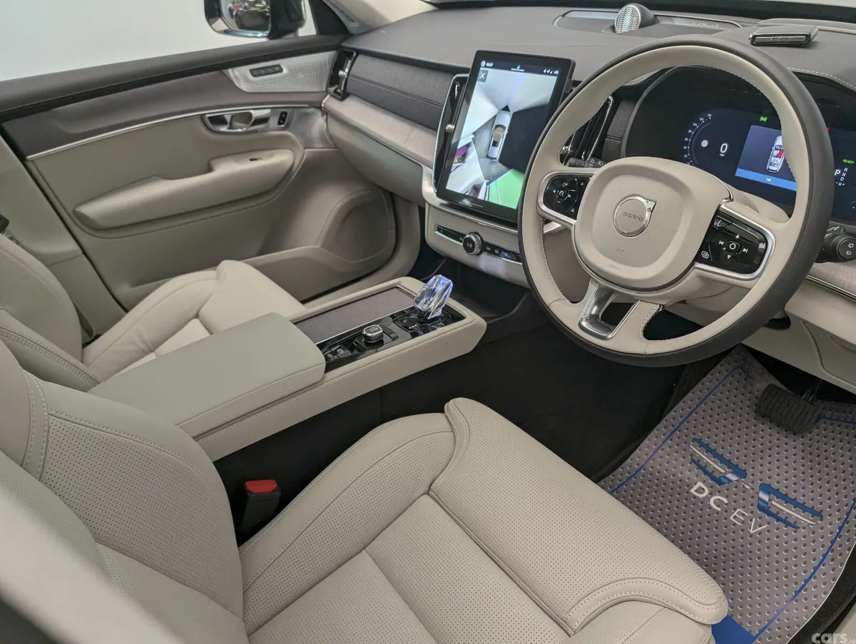 Volvo XC90 SUV, Petrol Plug-in Hybrid, 2026, Grey