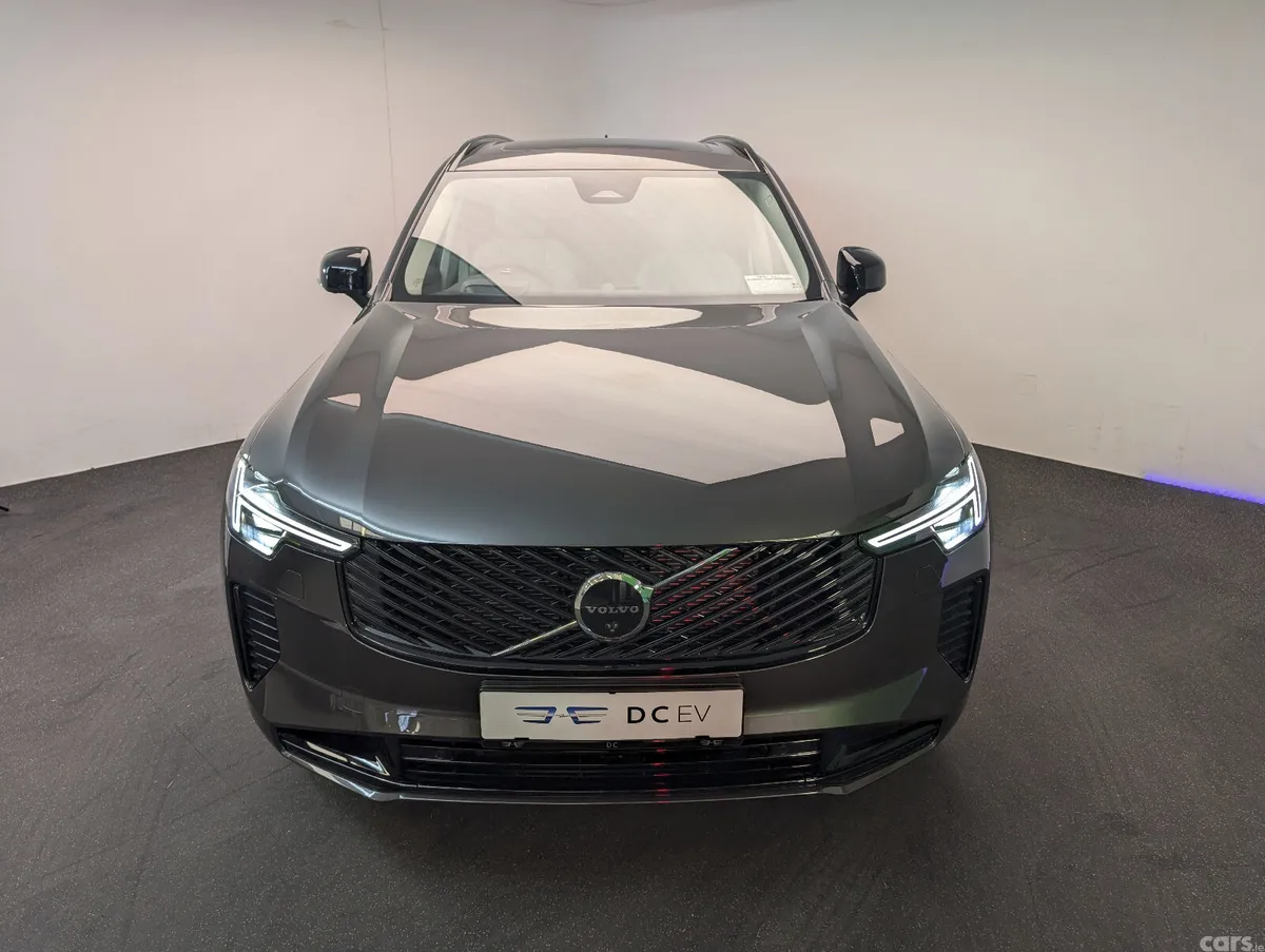 Volvo XC90 SUV, Petrol Plug-in Hybrid, 2026, Grey
