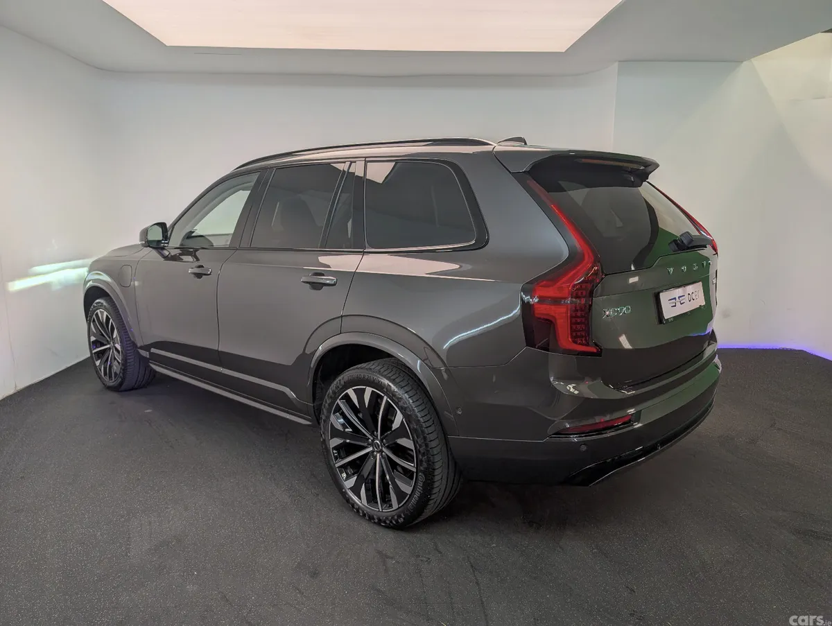 Volvo XC90 SUV, Petrol Plug-in Hybrid, 2026, Grey