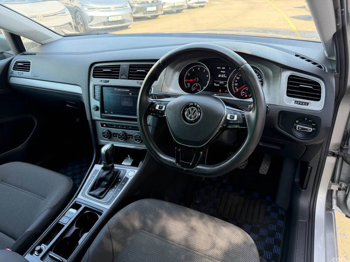 Volkswagen Golf Estate, Petrol, 2017, Silver
