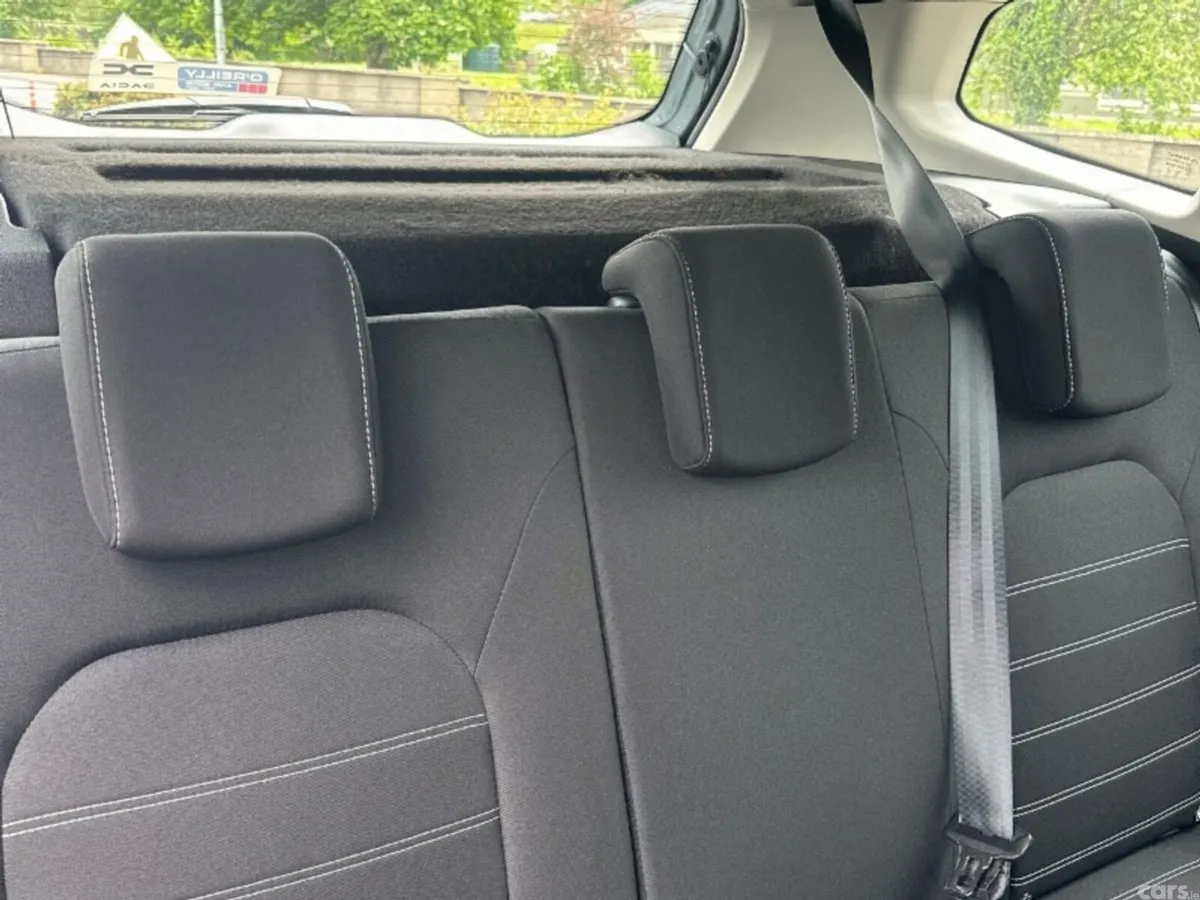 Dacia Duster SUV, Diesel, 2024, Grey