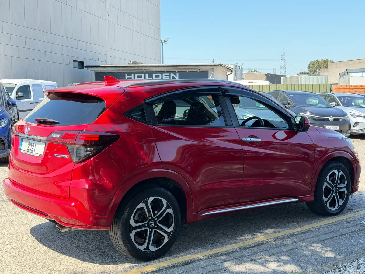 Honda Vezel SUV, Petrol Hybrid, 2021, Red