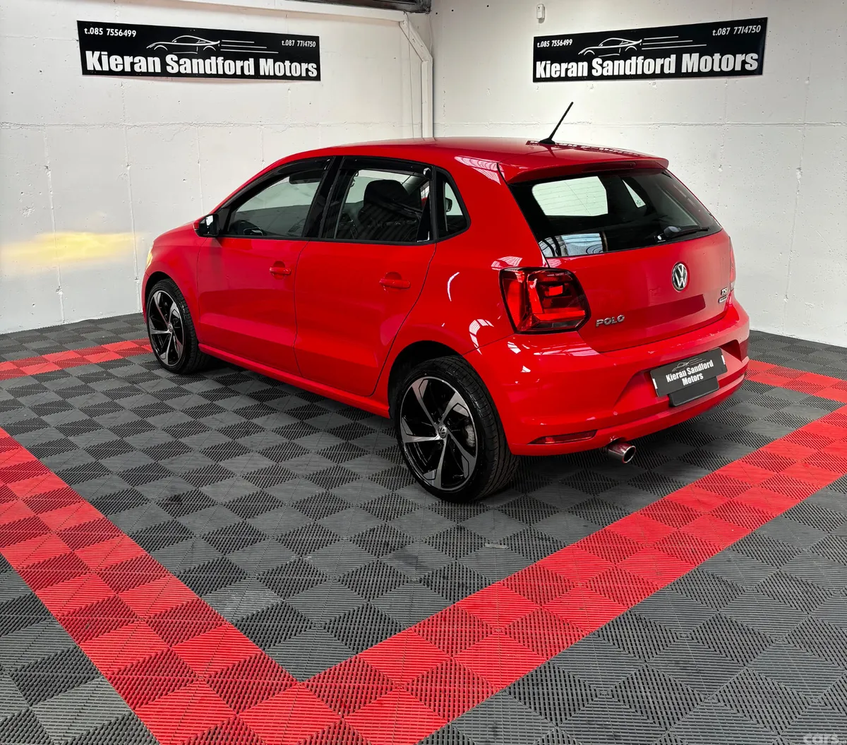 Volkswagen Polo Hatchback, Petrol, 2016, Red