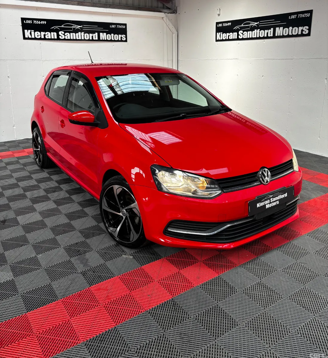 Volkswagen Polo Hatchback, Petrol, 2016, Red