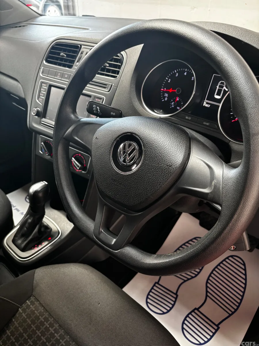 Volkswagen Polo Hatchback, Petrol, 2016, Red