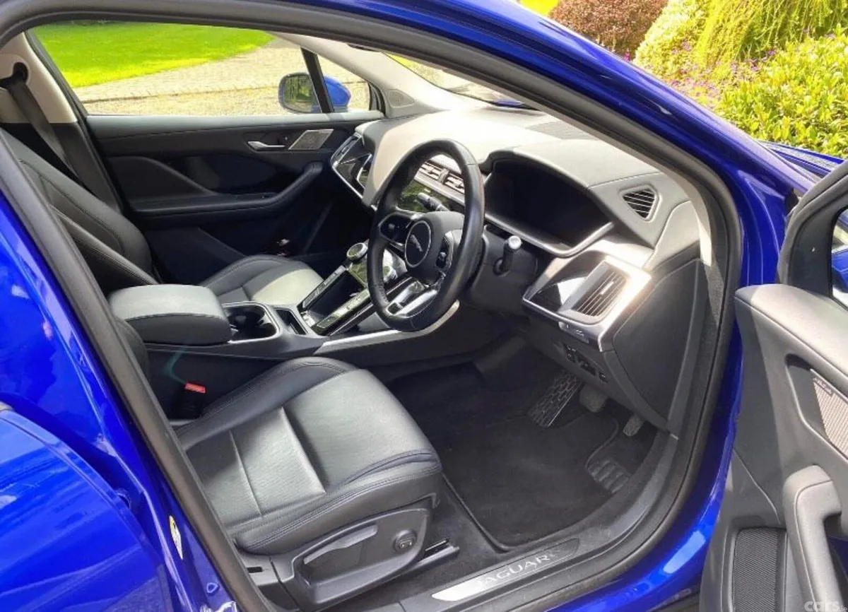 Jaguar I-Pace Hatchback, Electric, 2019, Blue