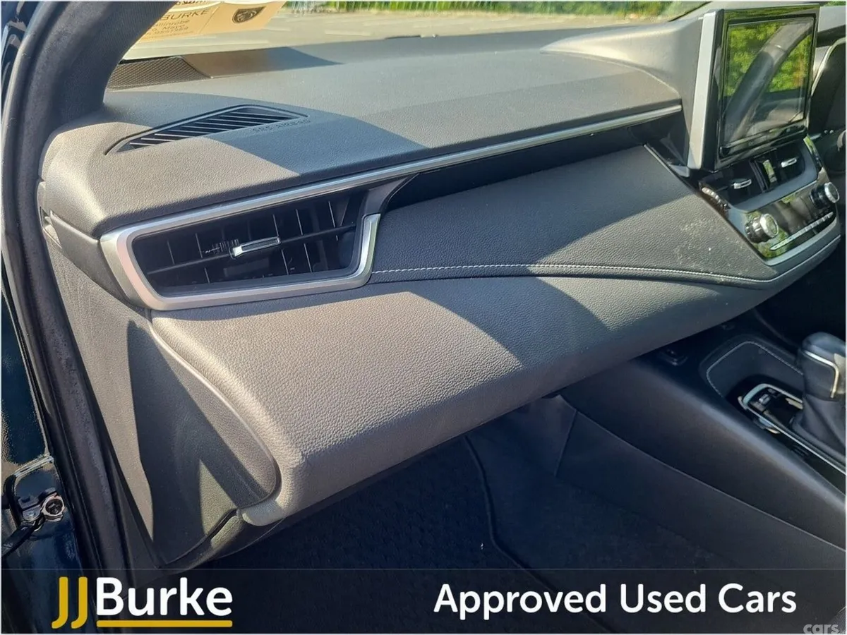 Toyota Corolla Hatchback, Petrol Hybrid, 2019, Blue