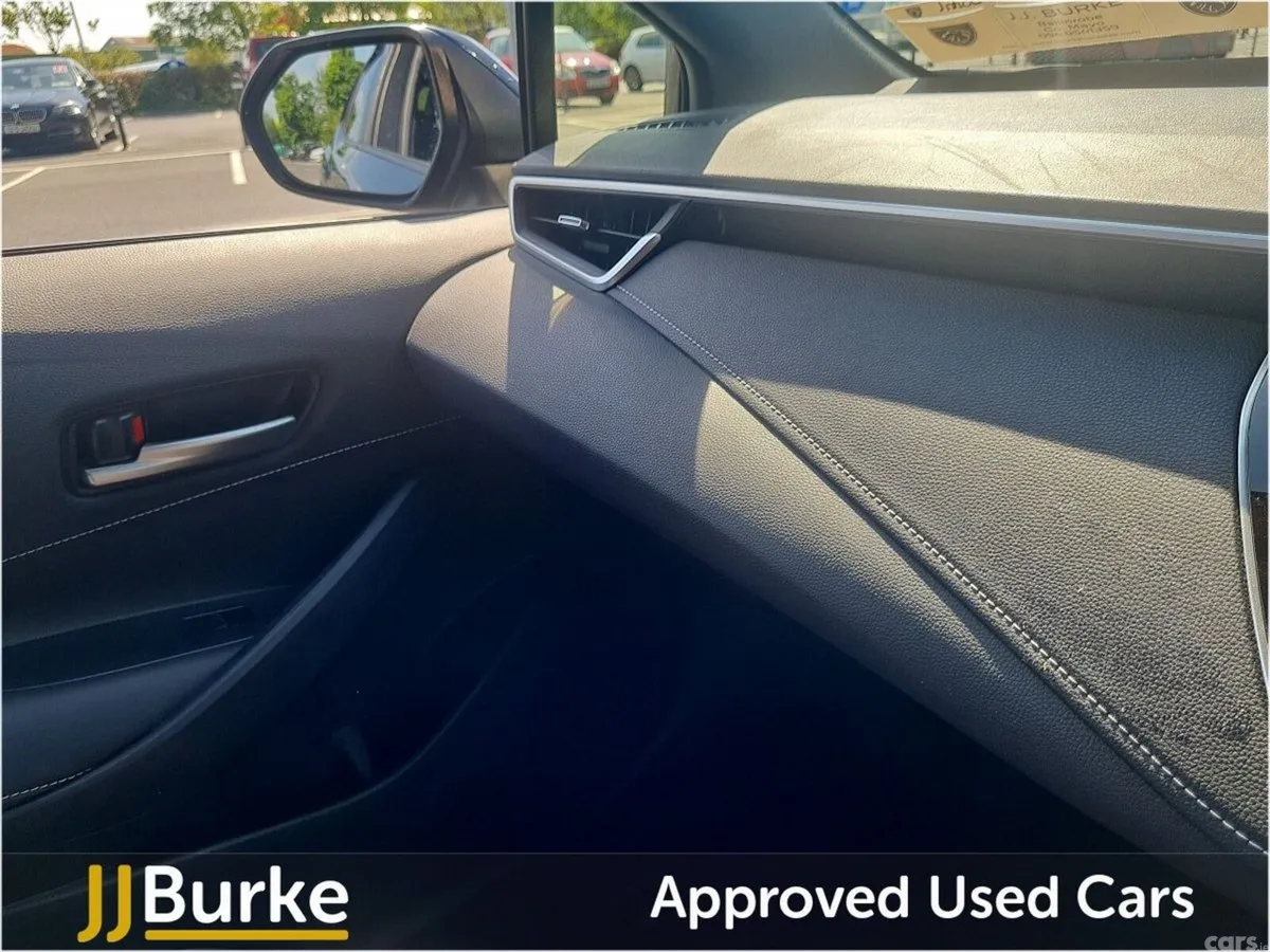 Toyota Corolla Hatchback, Petrol Hybrid, 2019, Blue