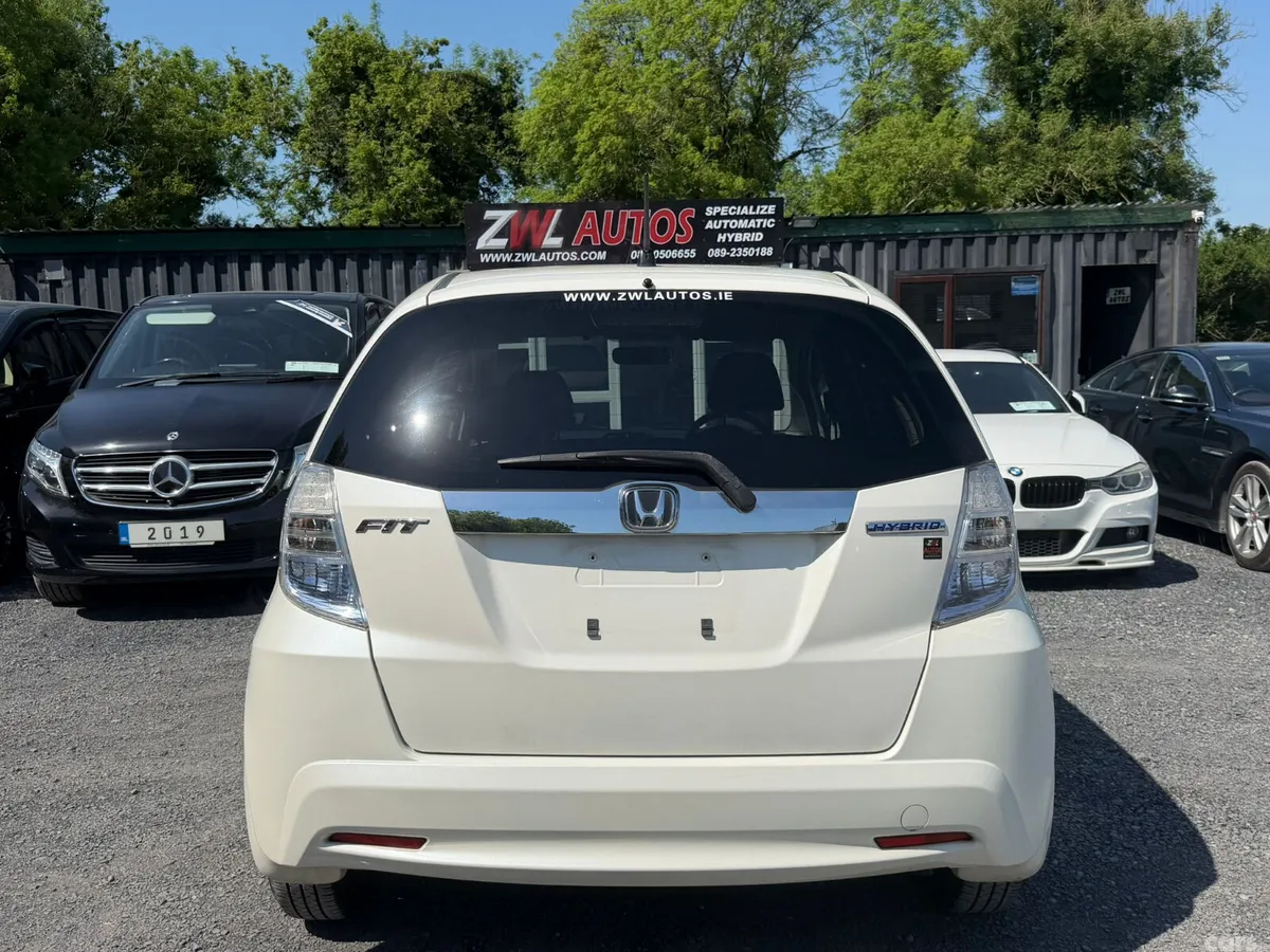 Honda Fit Hatchback, Petrol Hybrid, 2011, White