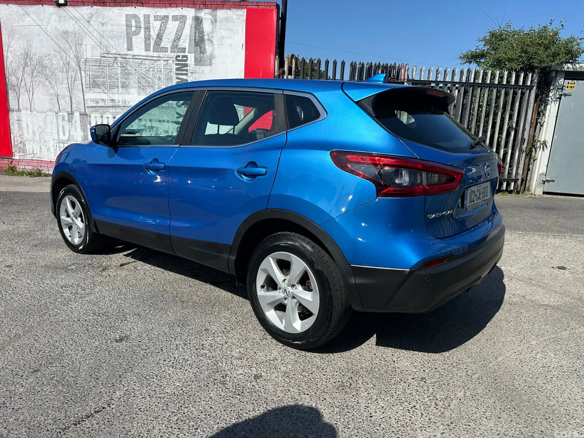 Nissan Qashqai Hatchback, Diesel, 2018, Blue