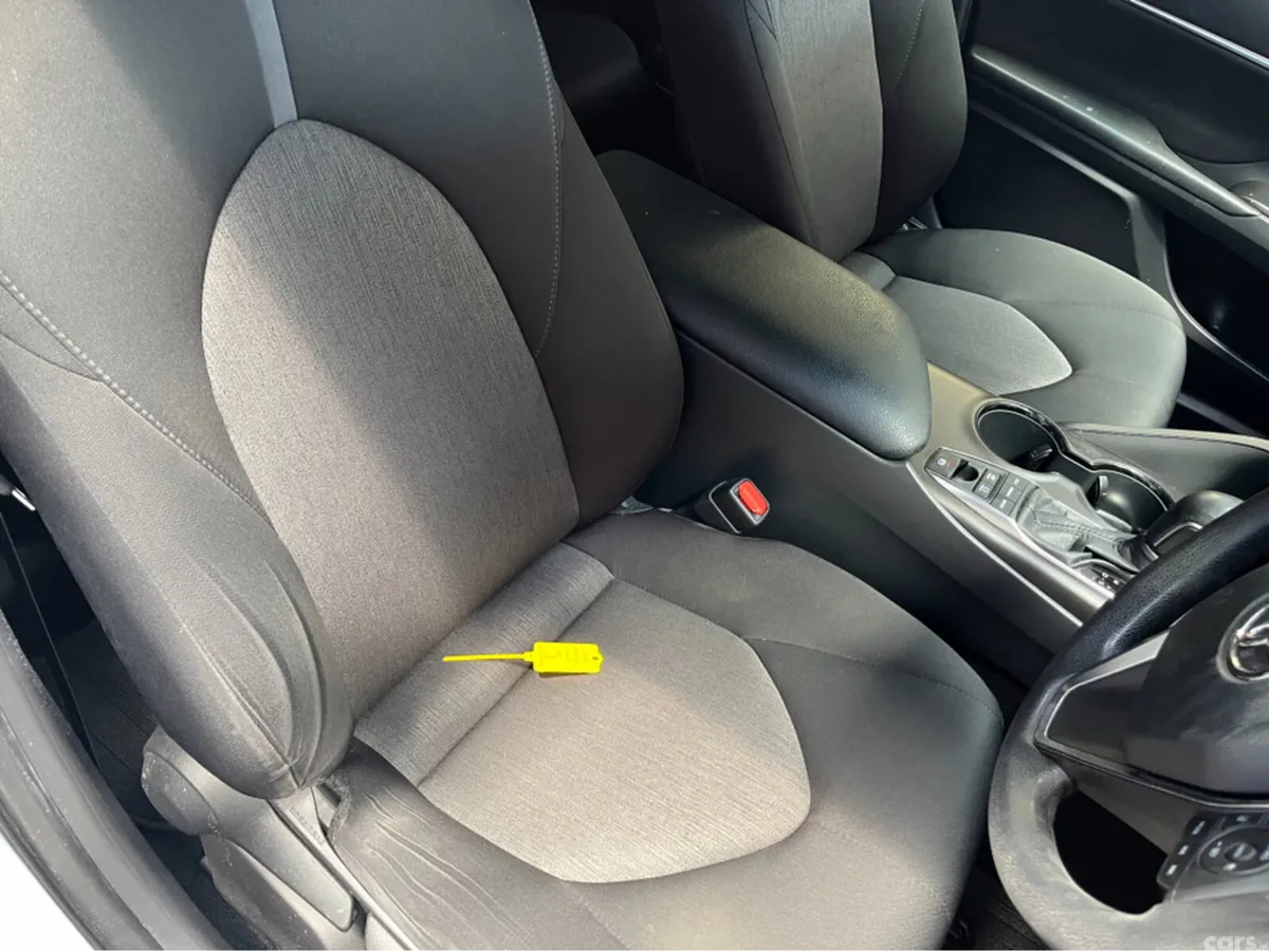 Toyota Camry Saloon, Petrol, 2023, White