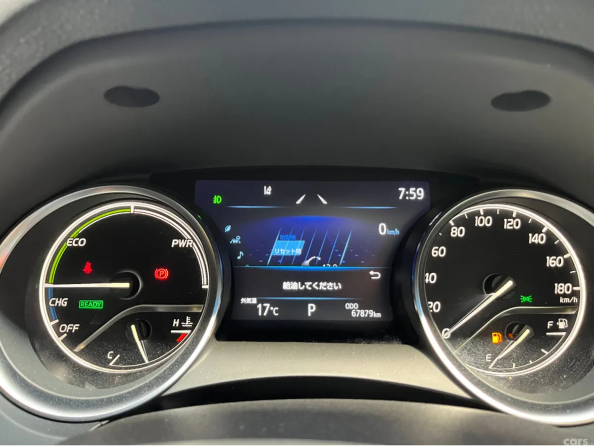 Toyota Camry Saloon, Petrol, 2023, White