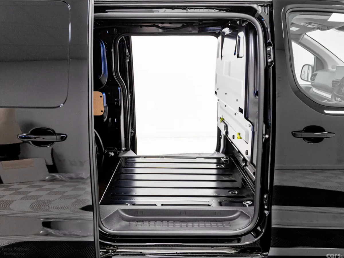 Peugeot Expert Van, Diesel, 2026, Black
