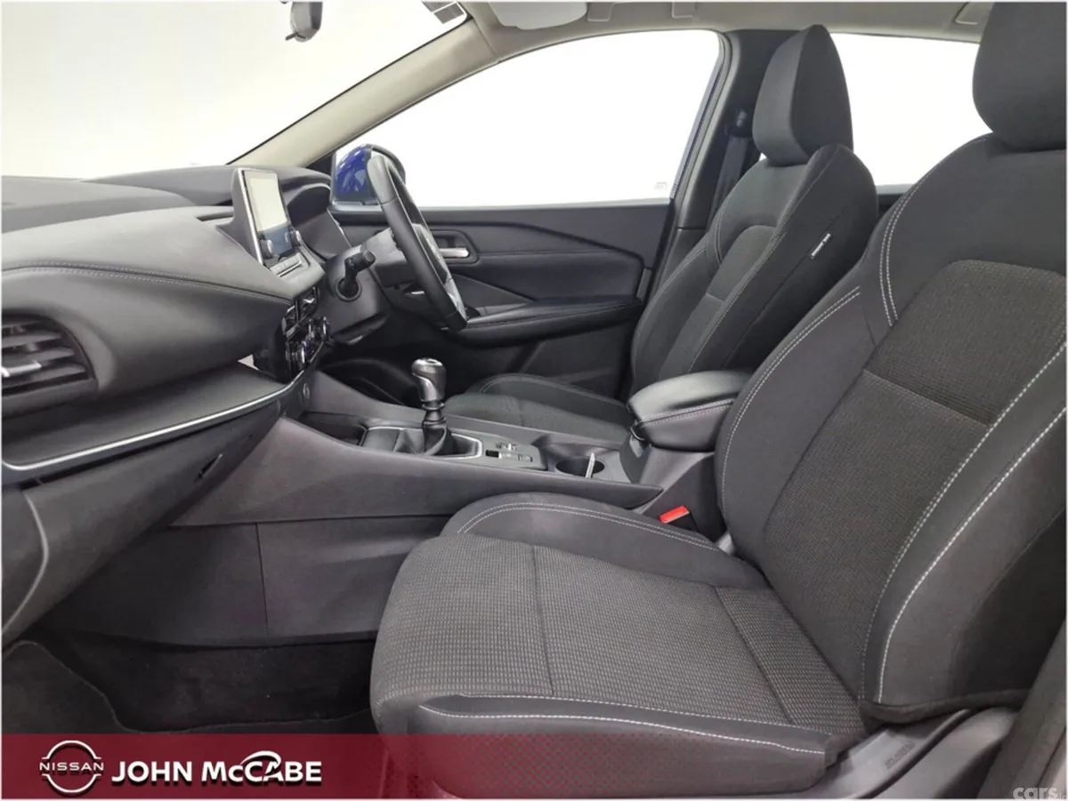 Nissan Qashqai MPV, Petrol, 2024, Blue