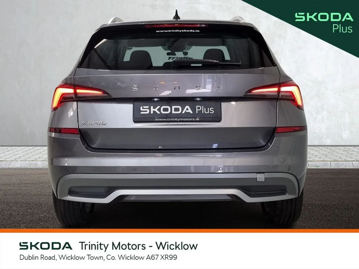 Skoda Kamiq Hatchback, Petrol, 2023, Grey