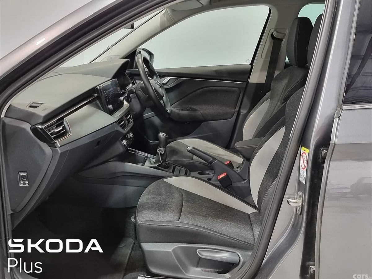 Skoda Kamiq Hatchback, Petrol, 2023, Grey