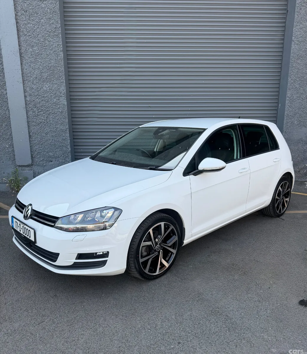 Volkswagen Golf Hatchback, Petrol, 2017, White