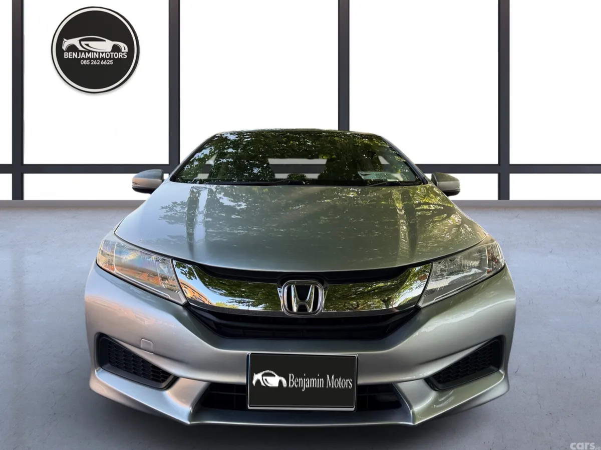 Honda Grace Saloon, Petrol Hybrid, 2016, Silver