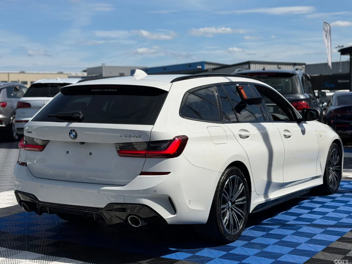BMW 3-Series Estate, Diesel, 2022, White