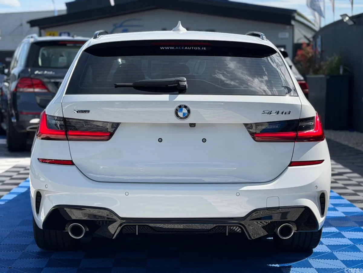 BMW 3-Series Estate, Diesel, 2022, White