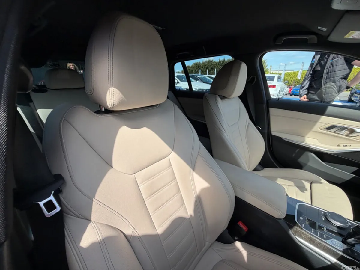 BMW 3-Series Estate, Diesel, 2022, White