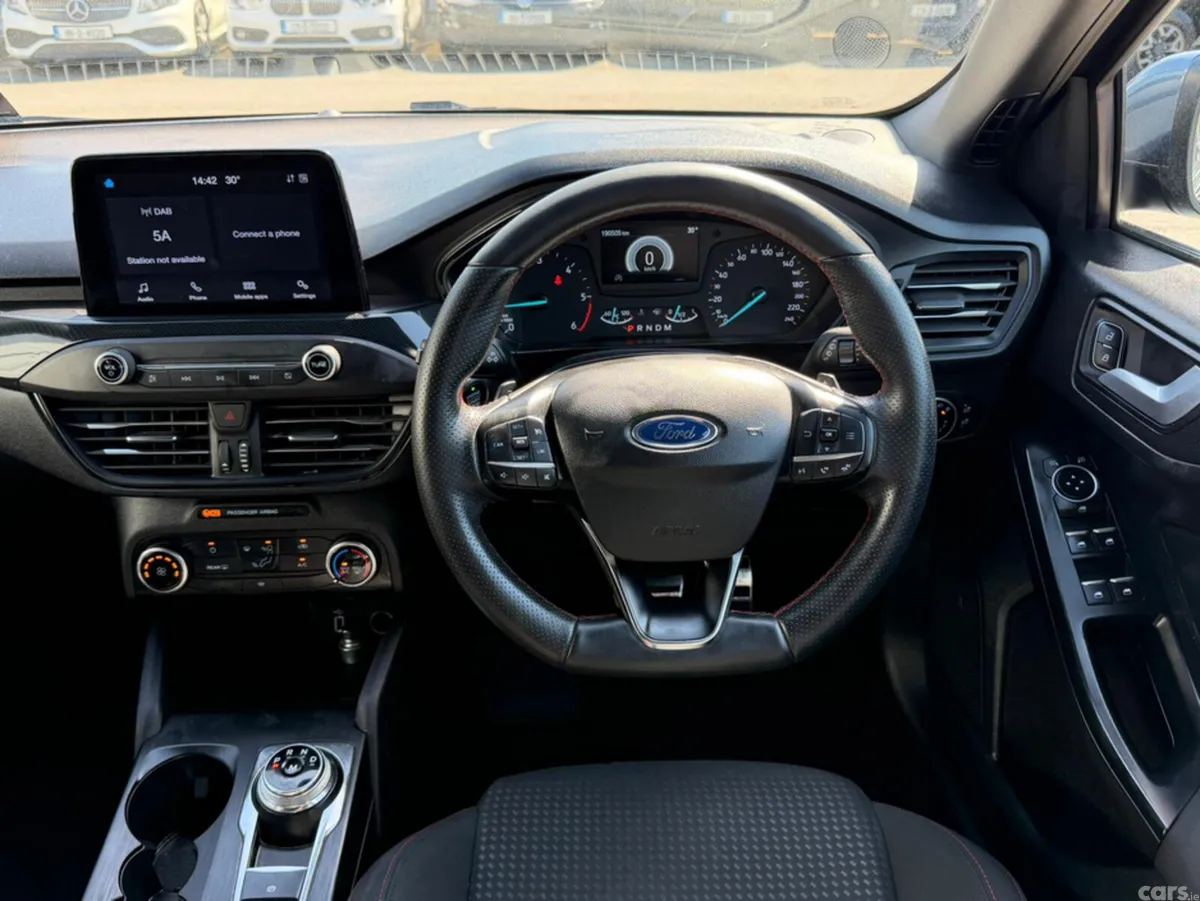 Ford Focus Hatchback, Diesel, 2020, Blue